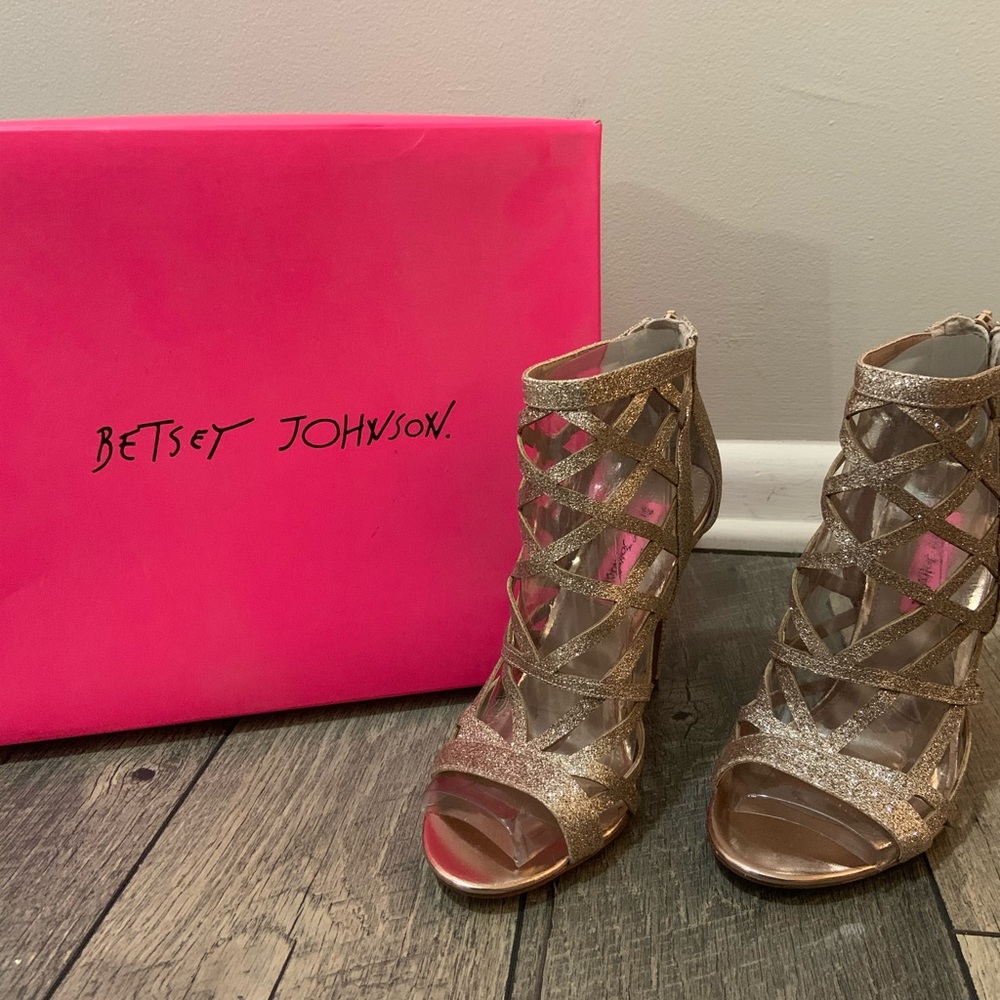 Betsey Johnson Juliette Sandals - Picture 1 of 8